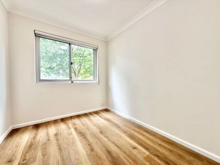 Spacious and Modern 3 Bedroom Apartment - Photo 5