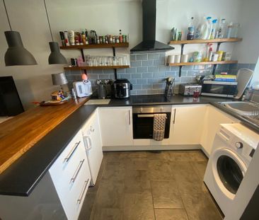 1 bedroom flat to rent - Photo 6
