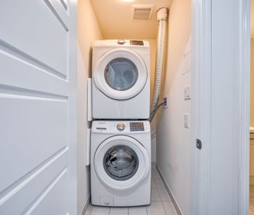 For Lease - 3073 George Savage Avenue, Oakville, Ontario - Photo 6