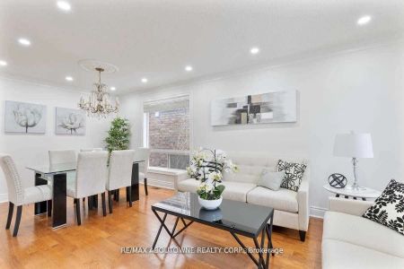 Detached Home For Lease | W9245835 - Photo 5