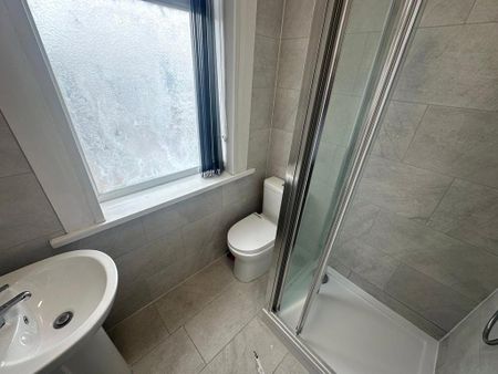 1 bedroom detached house to rent - Photo 3