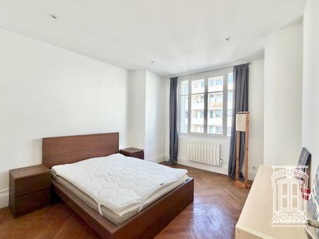 Location Appartement 2 pièces 55m² LYON 6ème - Photo 5