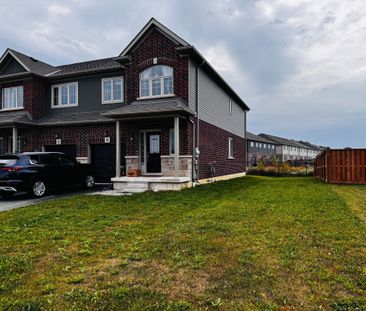 For Lease - 46 Zoe Lane, Hamilton, Ontario - Photo 6