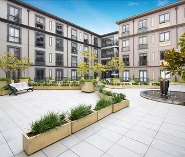 Ready-to-move-in Fully Furnished unit & 2 Carparks - Photo 1