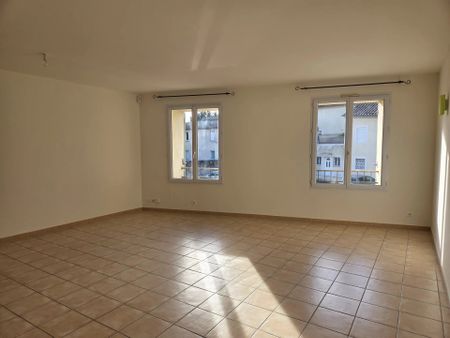 Location Maison de ville 3 pièces 83 m2 à Mondragon - Photo 3