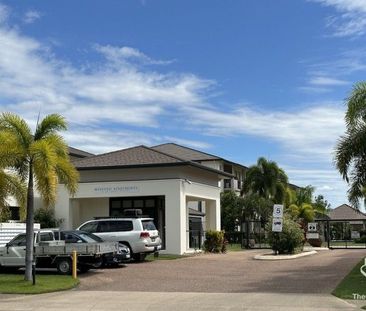 Three bedrooms, two bathrooms, Apartment Unit, West End, Townsville - Photo 4