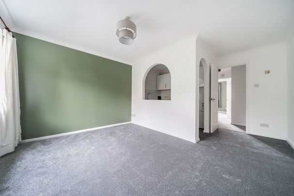 Abinger Way, Guildford, Surrey, GU4 - Photo 1