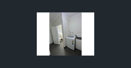 Large living areas 3 Bedroom Town house - Photo 4