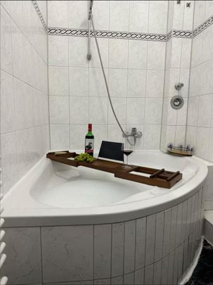 Am Marstall, 2 Zim. + Bal., Möblierte Übernahme, Sofort verfügbar - Photo 1