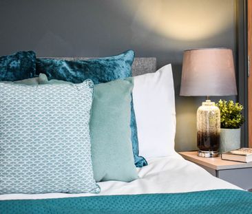 Knowle Mount (Room 2), Burley, Leeds - Photo 2