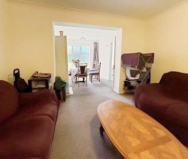 Wigley Road, Feltham, TW13 5HW - Photo 2