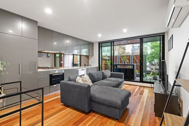 2/88 Dow Street, Port Melbourne VIC 3207 - Apartment For Rent | Domain - Photo 1