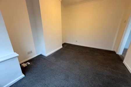 Whitworth Road - Photo 3