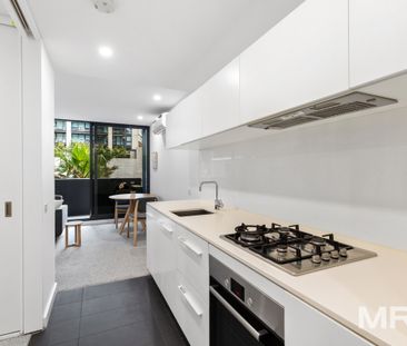 Convenient inner city living in a prime location - Photo 4