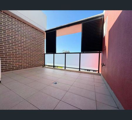 28/16 Bouvardia St, Asquith, NSW 2077 - Photo 2