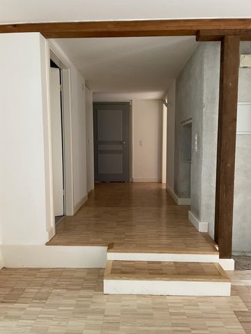 IMMEUBLE D'EXCEPTION - Rue du Manège 19 - appartement au 2ème Nord-Est - DUPLEX - Photo 4
