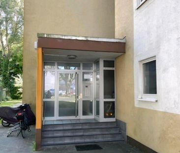 Helle 2-Zimmer-Wohnung mit Balkon und Aufzug in Herne-Horsthausen - Photo 1