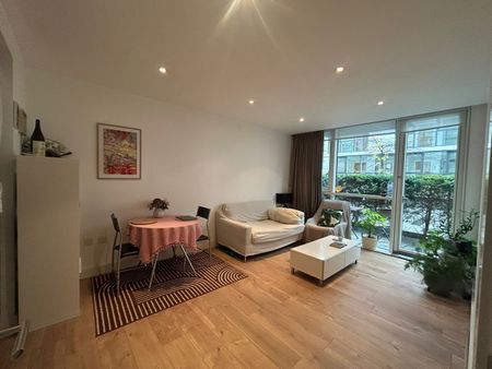 1 Bed Flat, Times Square, E1 - Photo 3