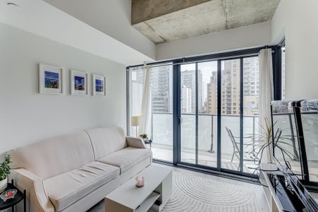 For Lease - 161 Roehampton Avenue Unit# 717, Toronto, Ontario - Photo 4