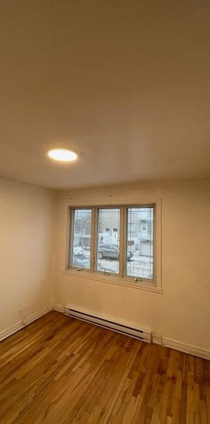 Grand appartement 5 1/2 (3 chambres) Libre et Disponible Dès maintenant - Photo 1
