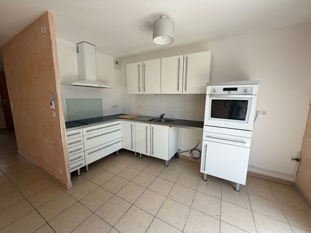 Location Maison 4 pièces 78m² - Photo 4