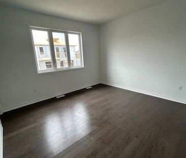 For Lease - 384 MADELAINE Drive, Barrie, Ontario - Photo 5