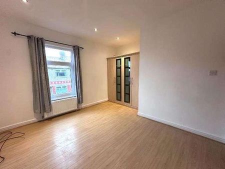 Bristol Street, Walney Island, LA14 - Photo 3