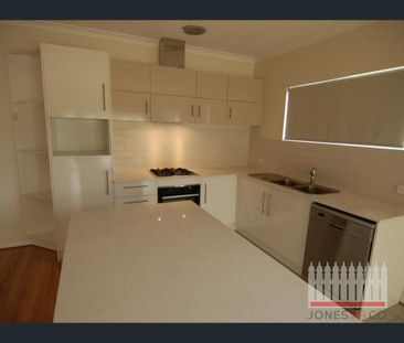 51A Third Avenue, Bassendean, WA 6054 - Photo 5