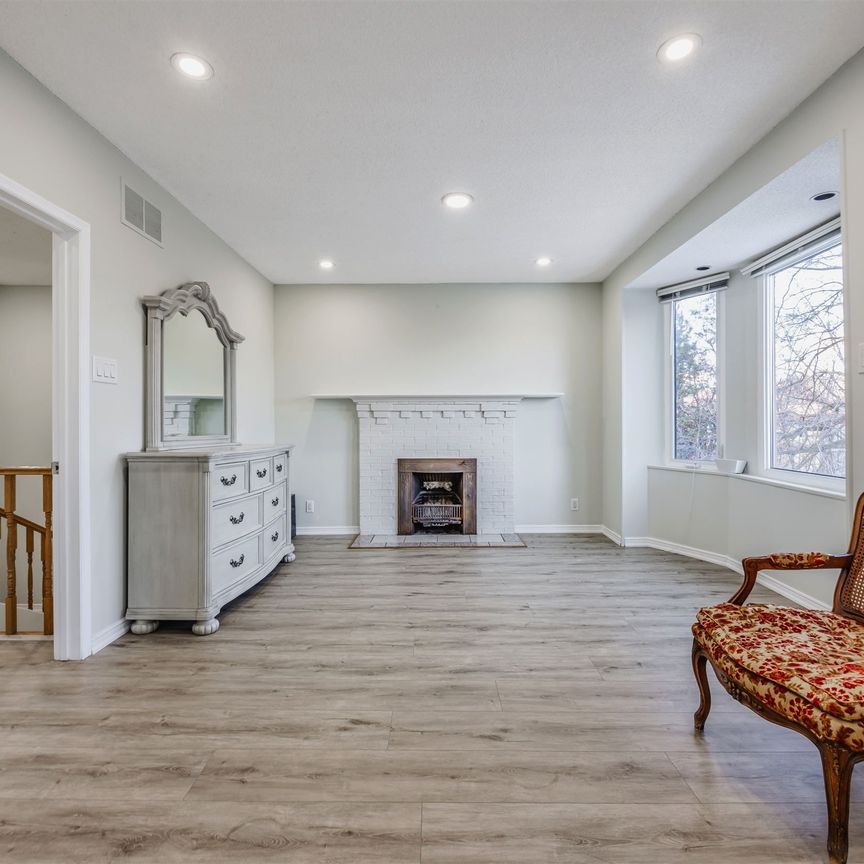 For Lease - 1597 Steveles Crescent Unit# MAIN, Mississauga, Ontario - Photo 1