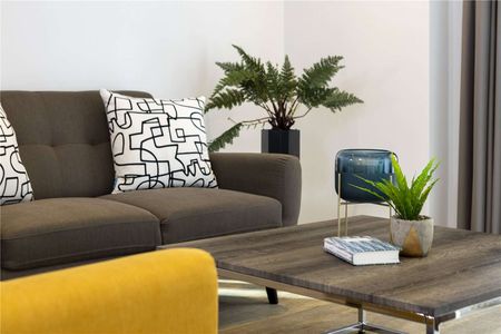 STUDIO APARTMENT | AVAILABLE NOW | LAST UNITS | PARKING AVAILABLE | PRIME LOCATION | 24-HOUR CONCIERGE | RESIDENTS GYM - Photo 2