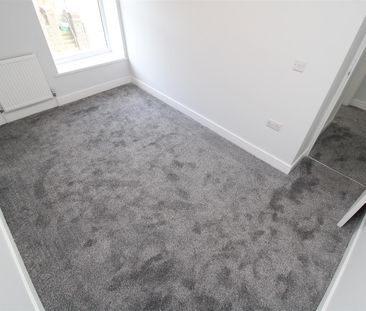 House - Terraced For Rent High Street, Porth - Photo 5