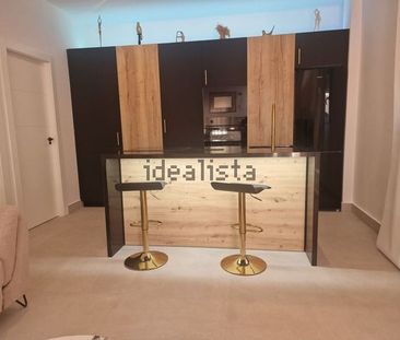 Alquiler de piso en Calle las Dalias, 18 b - Photo 2