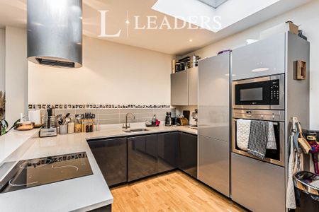 1 bedroom apartment to rent Station Quarter Apartments, 17 Boltro Road, Haywards Heath, RH16 - Photo 4