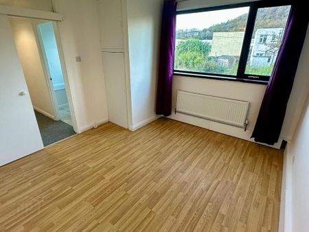 42 Kings Drive, Newtownabbey, BT37 0DG - Photo 4