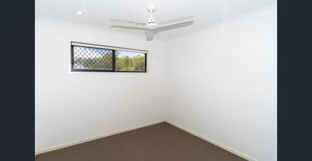 4 Bedroom Family Home located in Springfield Rise - Available January 2026! - Photo 3