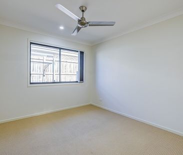 Beautiful Four Bedroom Home In Walking Distance to Pimpama College! - Photo 3