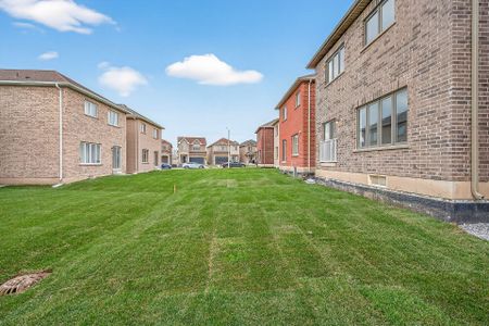 For Lease - 15 Huntsworth Avenue, Thorold, Ontario - Photo 5