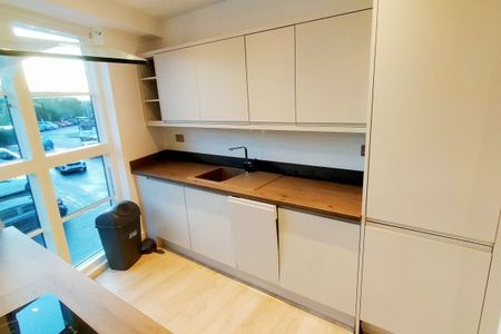 Station Parade - Photo 5