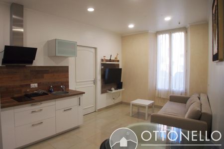 Studio meublé en rez de chaussee - Photo 3