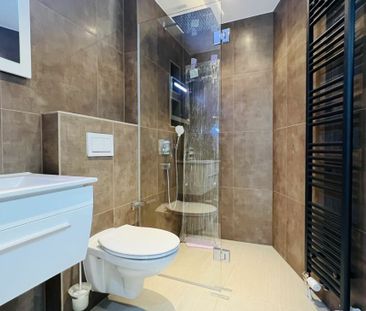 Neubau hochwertiges Top möbliertes Studio mit Klima, Parkplatz, Balkon - Photo 4