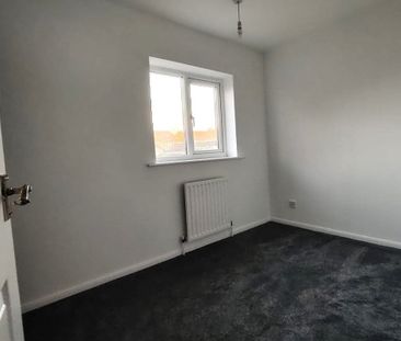 Severn Crescent - Photo 3