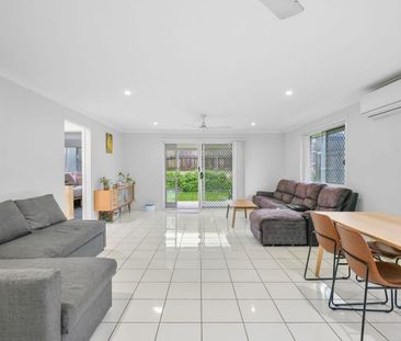 Modern 4-Bedroom/ 2-bathroom Home in a Prime Pimpama Location - Photo 1