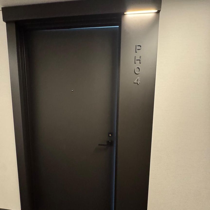 For Lease - 28 Eastern Avenue Unit# PH04, Toronto, Ontario - Photo 1