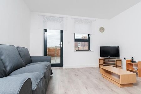 2 bedroom flat to rent - Photo 2