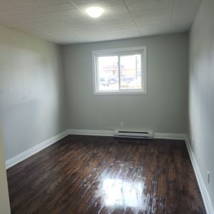 For Lease - 8800 Willoughby Drive Unit# 107, Niagara Falls, Ontario - Photo 2