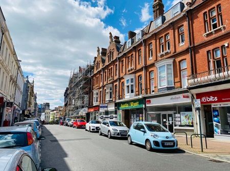 1 bedroom flat to rent Old Christchurch Road, Bournemouth - Photo 2
