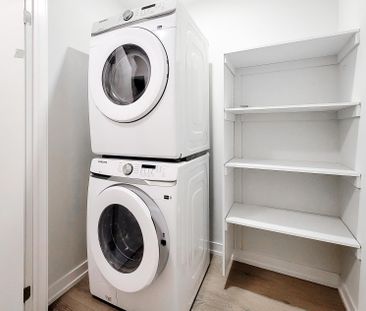 For Lease - 1352 Kaniv Street, Oakville, Ontario - Photo 2