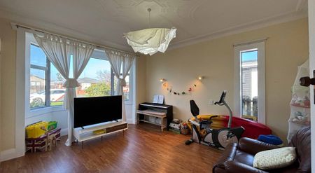 Spacious family home! - Photo 5