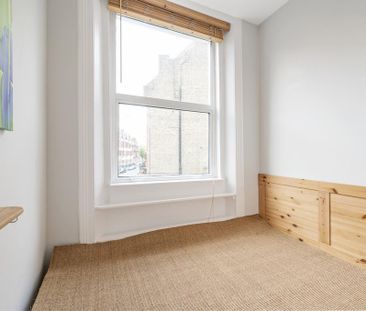1 bedroom flat to rent - Photo 6