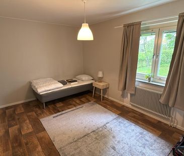 Salstagatan, Flen - Photo 2